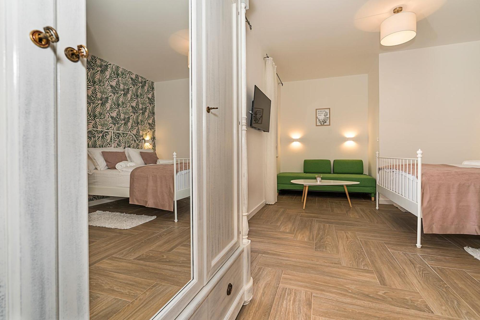 Studio Apartments Marcel 斯普利特 外观 照片