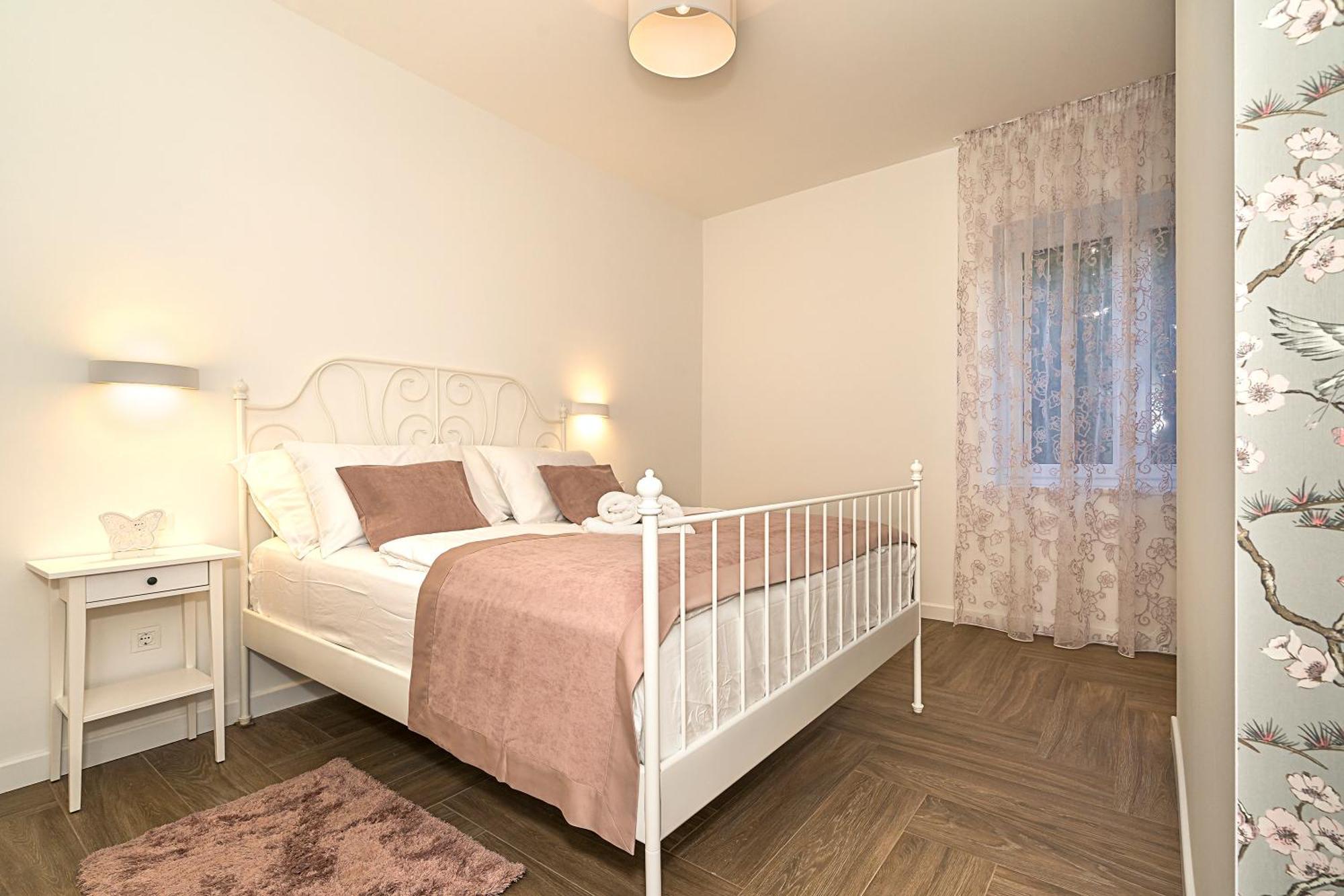 Studio Apartments Marcel 斯普利特 外观 照片